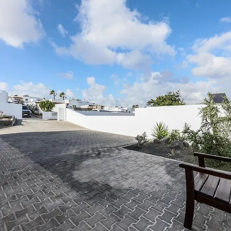Lanzarote Altos By New Lanzasuites Serena Playa Blanca (Lanzarote)